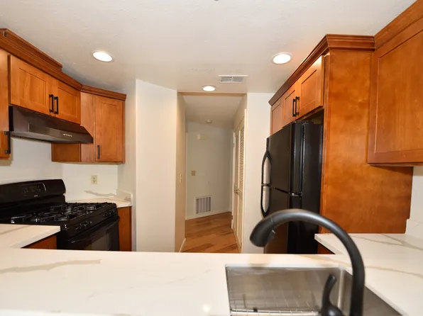 21314 Gary Dr APT 105, Hayward, CA 94546