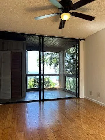 2 bed, 901 sqft, $2,800 — Photo 4