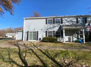 13614 Oakbrook Dr #3614, North Royalton, OH 44133