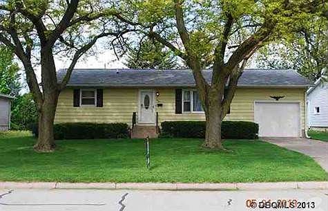 1st image of 610 2nd St SE