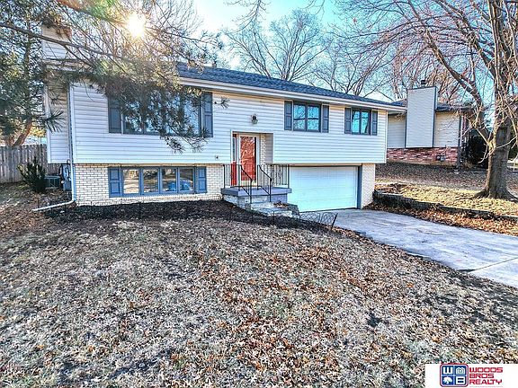 2nd image of 5607 Dogwood Dr