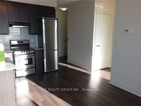 3rd image of 68 Canterbury Pl #1606