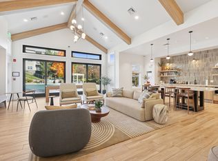 55 Ridge Ln #184-205, Waltham, MA 02452