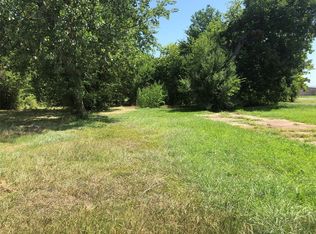 817 E Milam St, Wharton, TX 77488
