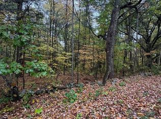 2 W Brookfield Rd, New Braintree, MA 01531