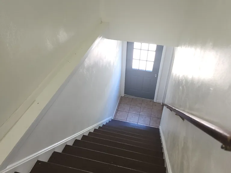 325 Ashlawn Dr #6 — Photo 11