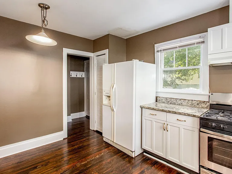 Kitchen - View 4