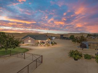 1165 Gretlein Rd, Bakersfield, CA 93308