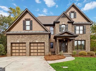 6 Eastview Ct SE, Cartersville, GA 30120