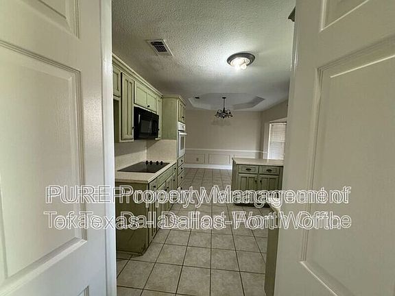 4th image of 7512 Oak Park Dr
