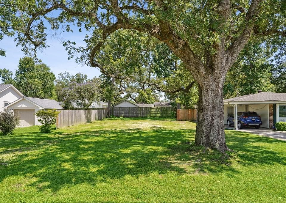 1st image of 617 Stewart Ave