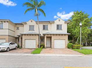 975 Tortuga Ln, Riviera Beach, FL 33404