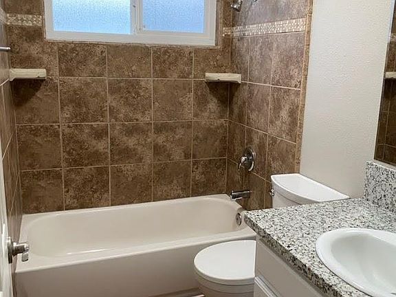 4th image of 5500 Walnut Ave APT 2