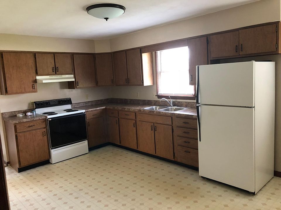 2nd image of 307 N Oregon Ave