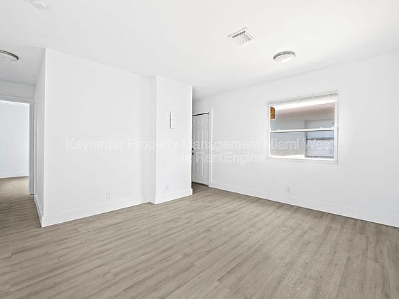 2nd image of 1022 NW 6th Ave Unit 2