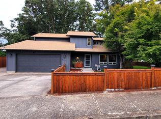 6846 Dogwood St, Springfield, OR 97478