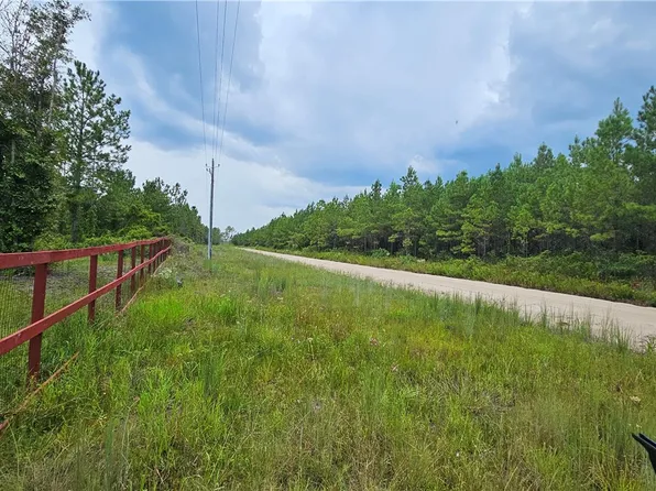 1705 Kings Bay Rd, Waverly, GA 31565