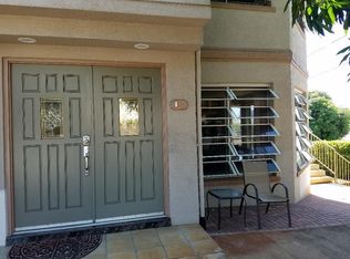 3201 Harding Ave, Honolulu, HI 96816