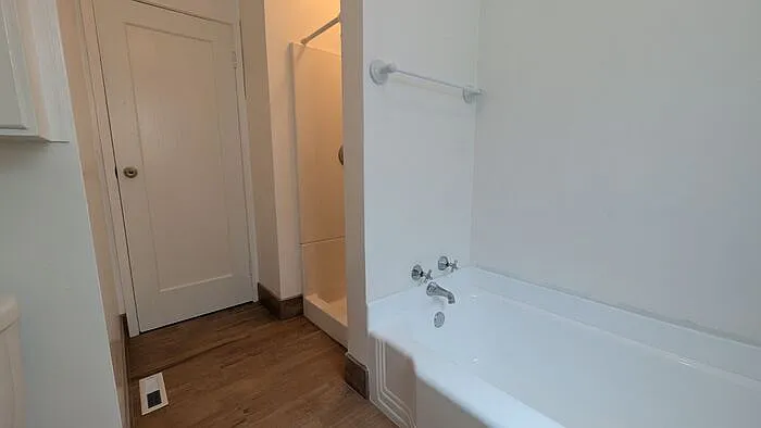 813 Cypress St — Photo 18