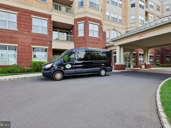 2019 Windrow Dr, Princeton, NJ 08540