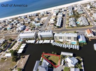 106 N 38th St, Mexico Beach, FL 32456