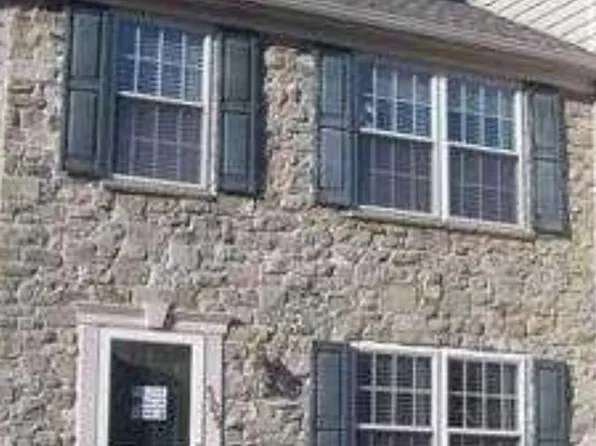 505 Indian Rock Cir, Elizabethtown, PA 17022