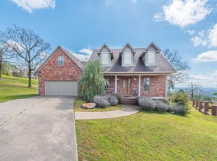 80 Castle Rock Ct, Russellville, AR 72802
