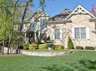 780 Reserve Ct, South Elgin, IL 60177