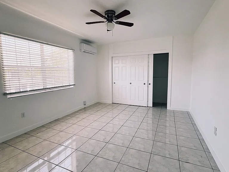 1781 Normandy Dr #5 — Photo 7