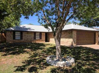 1415 Amherst St, Burkburnett, TX 76354