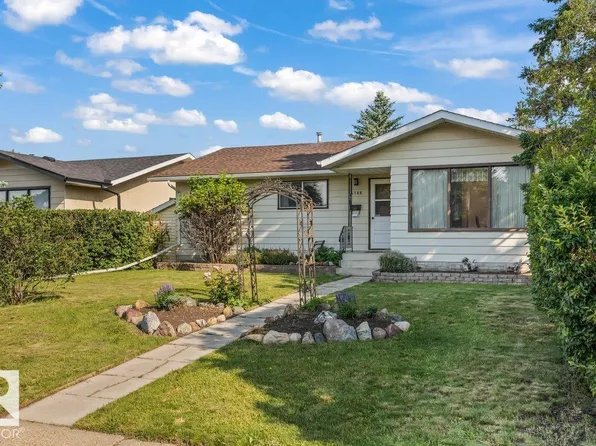 6708 31st Ave NW, Edmonton, AB T6K 1M3