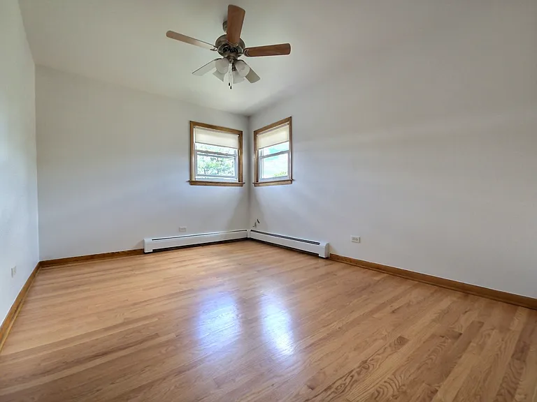 5421 W Windsor Ave #2 — Photo 11