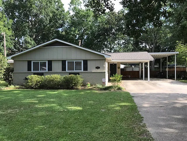 4248 Robert St