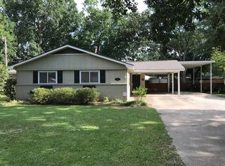 4248 Robert St, Zachary, LA 70791