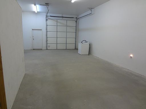 4th image of 1300 W Broadway Ave Ste F