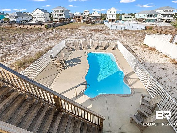 2nd image of 1324 W Beach Blvd