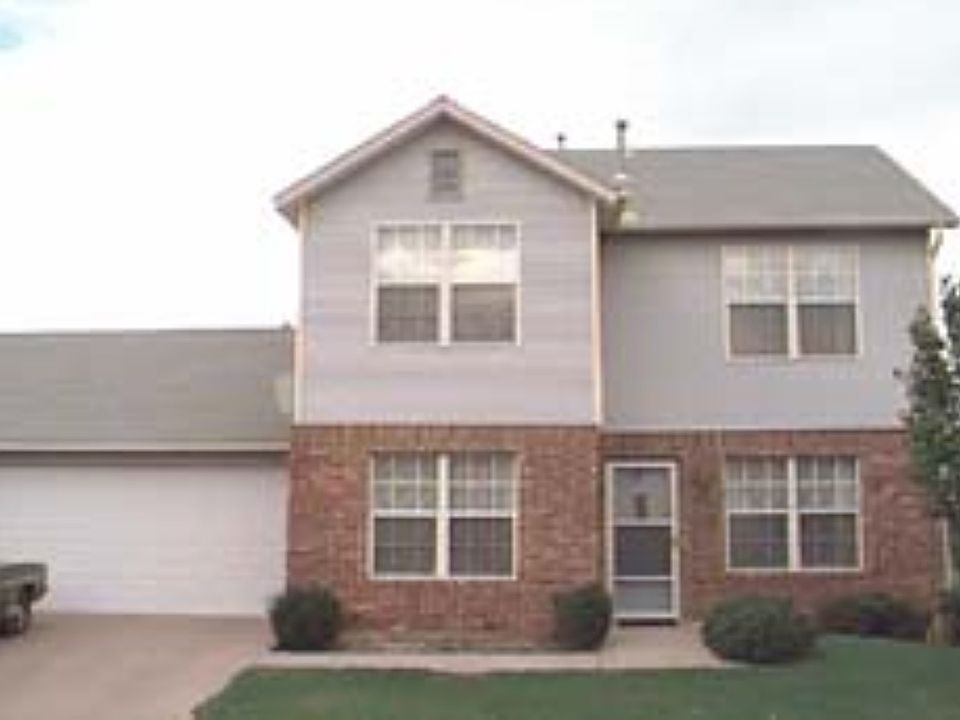 1st image of 6833 NW Willow Springs Dr