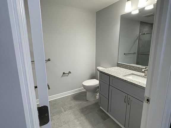 5th image of 15 Park St #204