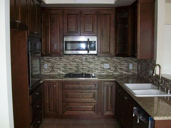 2nd image of 4824 Tujunga Ave Unit 204