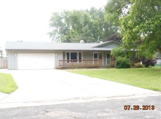 425 Higgins Dr, Evansville, WI 53536