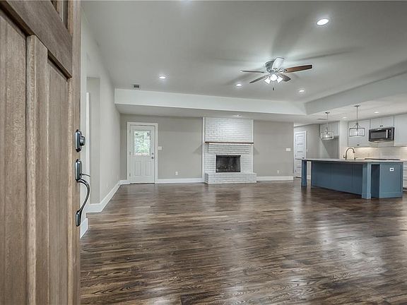 4th image of 13650 Rolling Hills Ln