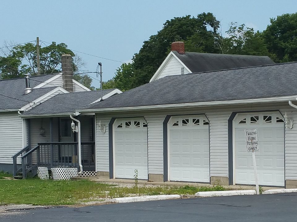 2nd image of 106 N Mountain St
