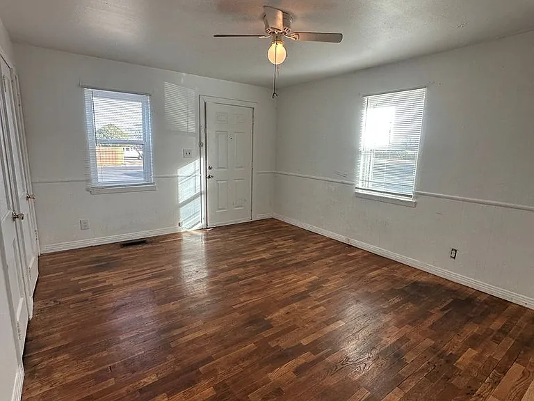 81 North McMasters Street — Photo 4