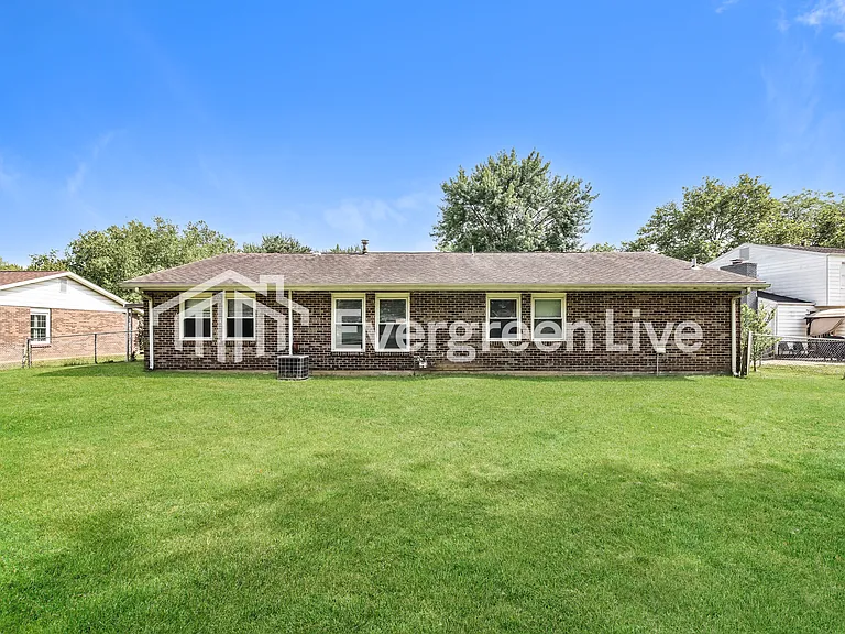 4315 Crownwood Ave — Photo 15