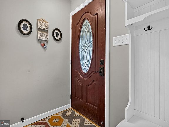 2nd image of 1404 Morgan Ave