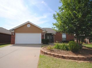 2920 Devonshire Dr, Norman, OK 73071