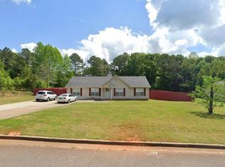 1254 N Hampton Dr, Hampton, GA 30228