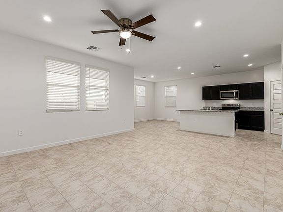 2nd image of 2850 W Sheppard Ave