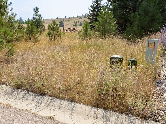 4th image of Nhn Long Lake Dr
