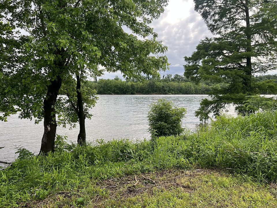 2nd image of 507 Hardin Bottom River Rd